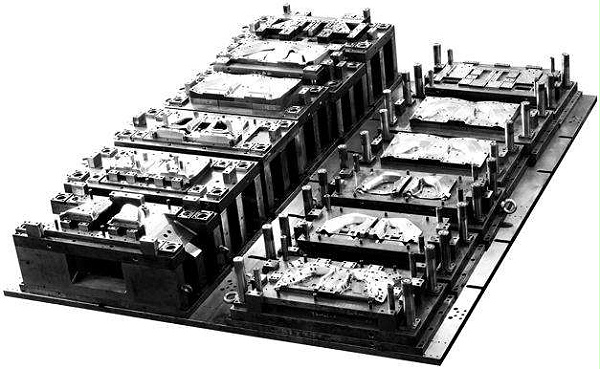 多工位級進(jìn)模