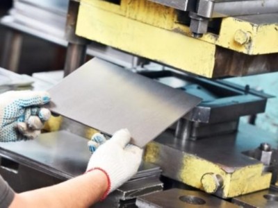 白云區(qū)鈑金加工廠的鈑金成型及機(jī)箱拆卸工藝